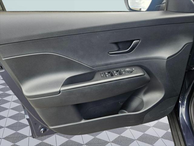 2025 Hyundai Kona SEL Convenience
