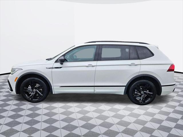 2023 Volkswagen Tiguan 2.0T SE R-Line Black