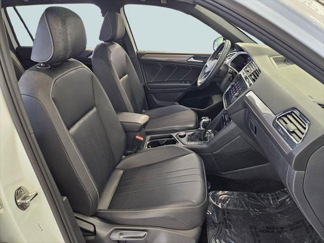 2023 Volkswagen Tiguan 2.0T SE R-Line Black