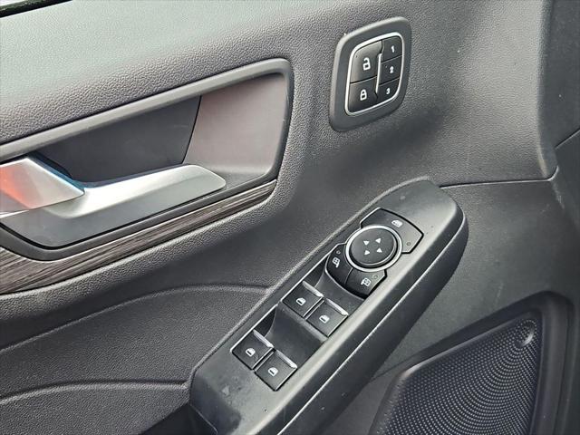 2023 Ford Escape Platinum