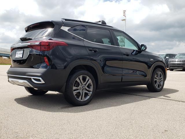 2023 Kia Seltos S