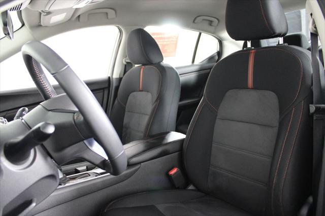 2024 Nissan Sentra SR Xtronic CVT