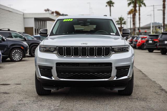 2023 Jeep Grand Cherokee L Laredo 4x4
