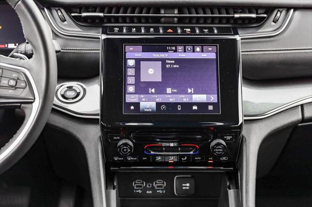 2023 Jeep Grand Cherokee L Laredo 4x4