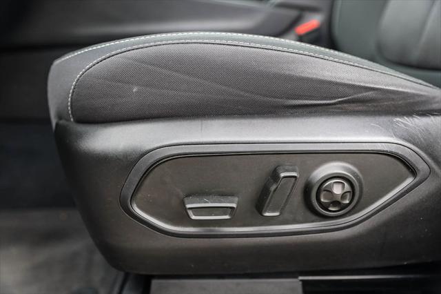 2023 Jeep Grand Cherokee L Laredo 4x4