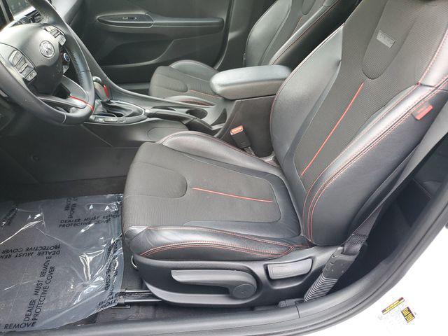 2020 Hyundai Veloster 2.0 Premium