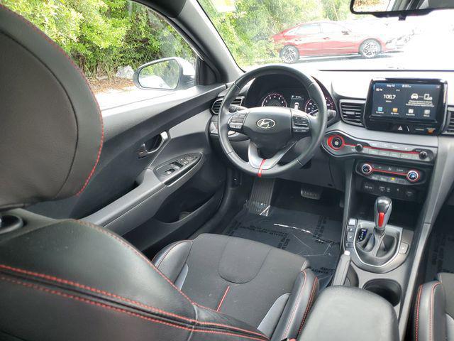 2020 Hyundai Veloster 2.0 Premium