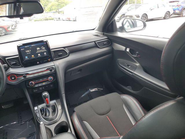 2020 Hyundai Veloster 2.0 Premium