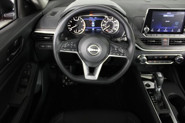 2026 Nissan Altima SV FWD