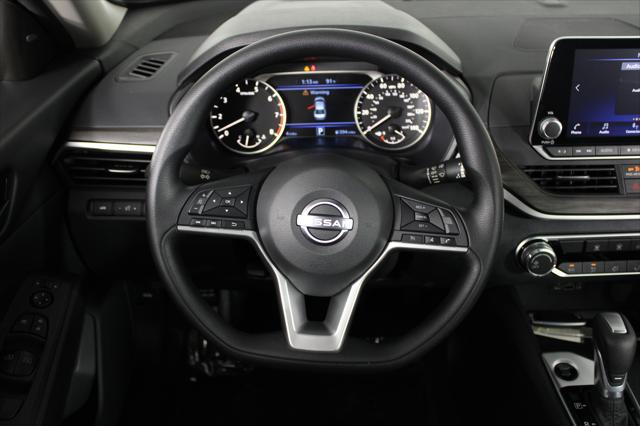 2026 Nissan Altima SV FWD