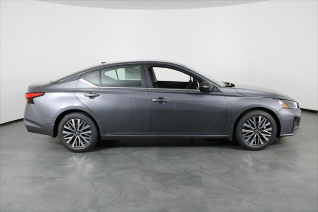 2026 Nissan Altima SV FWD