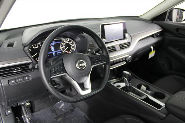 2026 Nissan Altima SV FWD