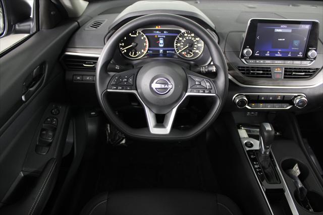 2026 Nissan Altima SV FWD