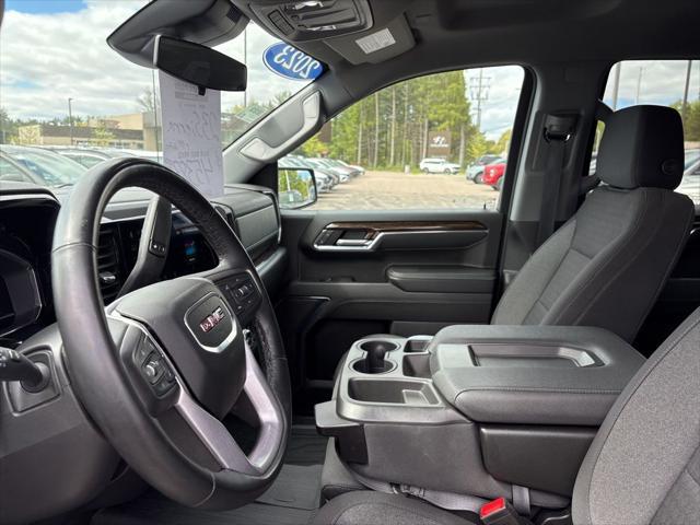 2023 GMC Sierra 1500 4WD Crew Cab Short Box Elevation with 3SB