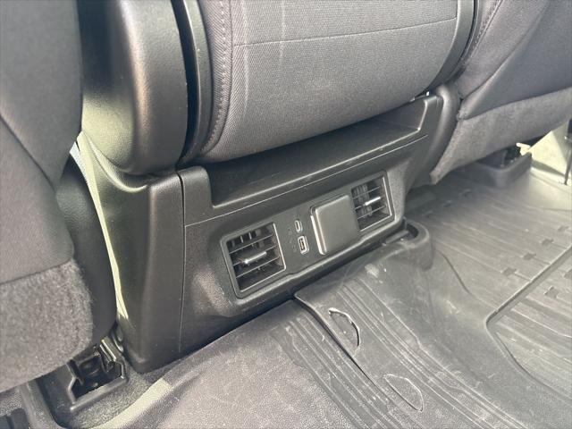 2023 GMC Sierra 1500 4WD Crew Cab Short Box Elevation with 3SB