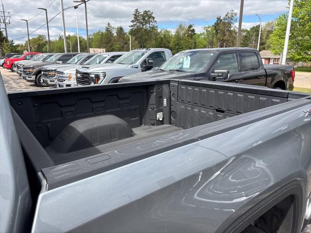 2023 GMC Sierra 1500 4WD Crew Cab Short Box Elevation with 3SB