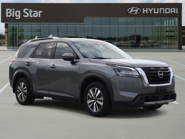 2024 Nissan Pathfinder SL FWD