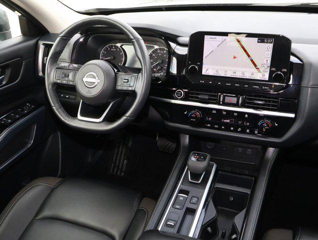 2024 Nissan Pathfinder SL FWD