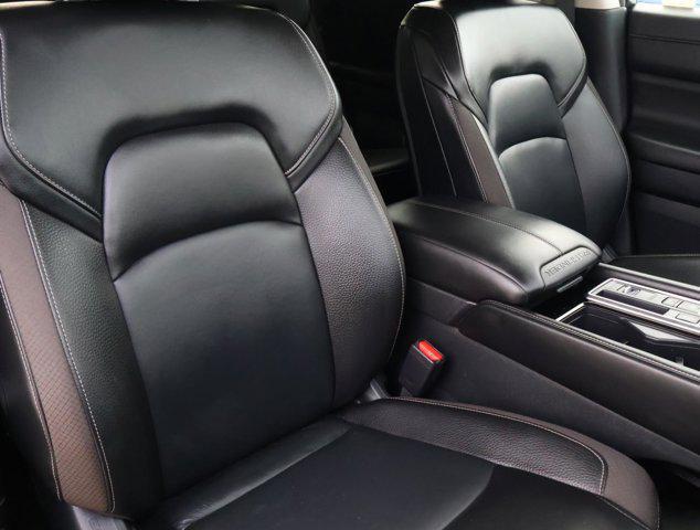 2024 Nissan Pathfinder SL FWD