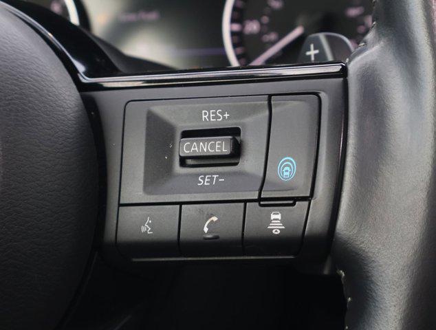 2024 Nissan Pathfinder SL FWD
