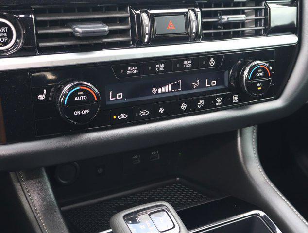 2024 Nissan Pathfinder SL FWD