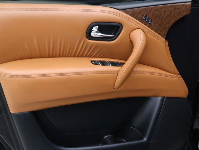 2017 INFINITI QX80 Signature Edition