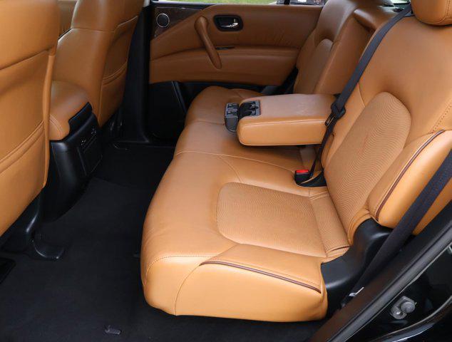2017 INFINITI QX80 Signature Edition