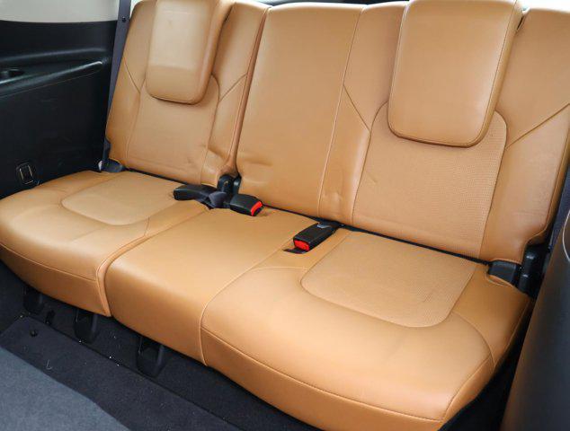 2017 INFINITI QX80 Signature Edition