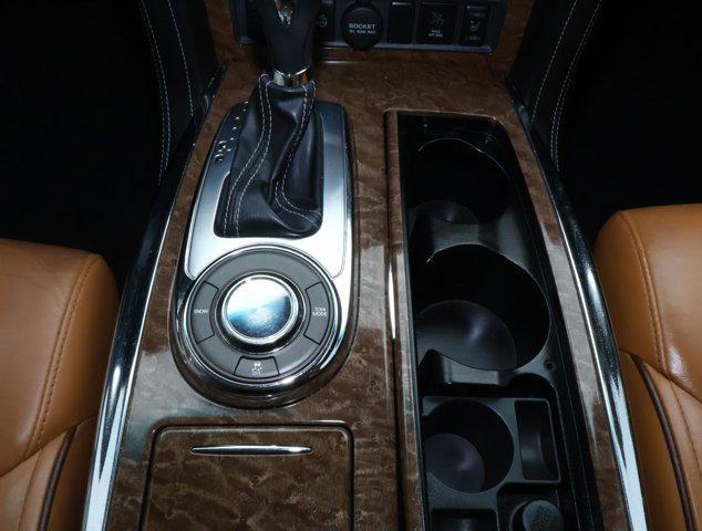 2017 INFINITI QX80 Signature Edition