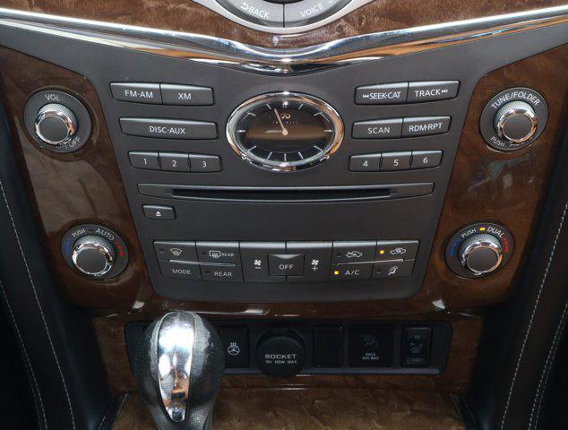 2017 INFINITI QX80 Signature Edition