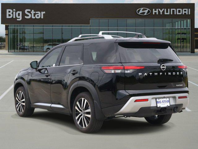 2025 Nissan Pathfinder Platinum FWD