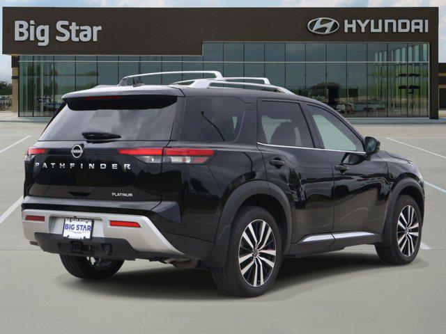 2025 Nissan Pathfinder Platinum FWD