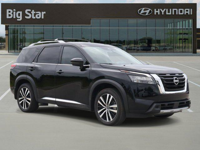 2025 Nissan Pathfinder Platinum FWD