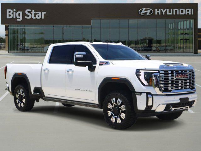 2024 GMC Sierra 2500HD 4WD Crew Cab Standard Bed Denali
