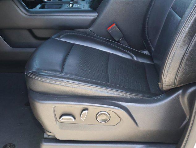 2024 GMC Sierra 2500HD 4WD Crew Cab Standard Bed Denali
