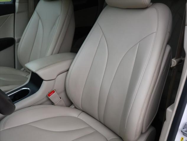 2019 Lincoln MKC Standard