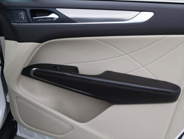 2019 Lincoln MKC Standard