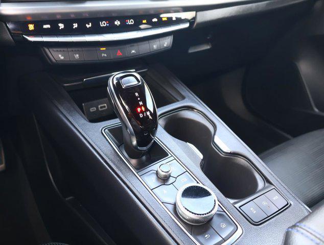 2024 Cadillac XT4 FWD Sport