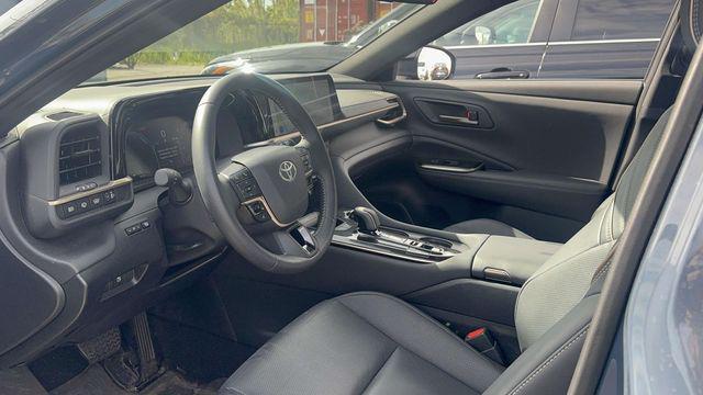 2025 Toyota Crown Signia XLE