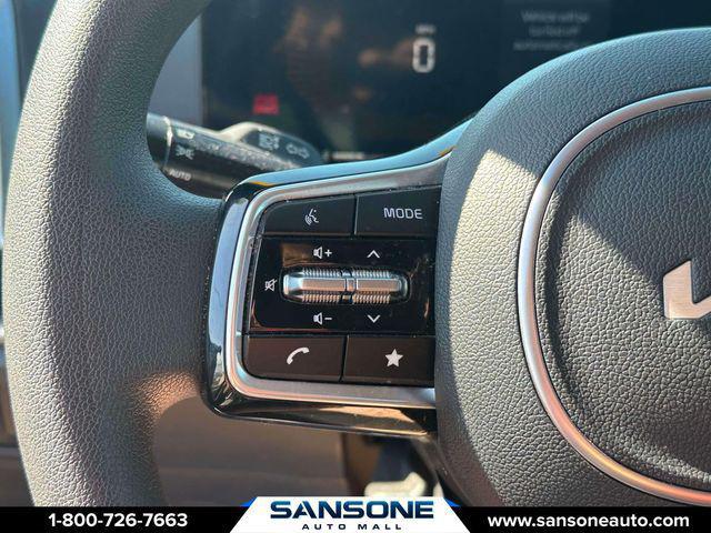 2025 Kia Sorento LX