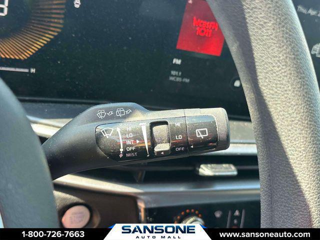 2025 Kia Sorento LX