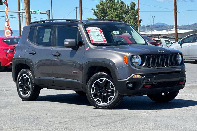 2016 Jeep Renegade Trailhawk