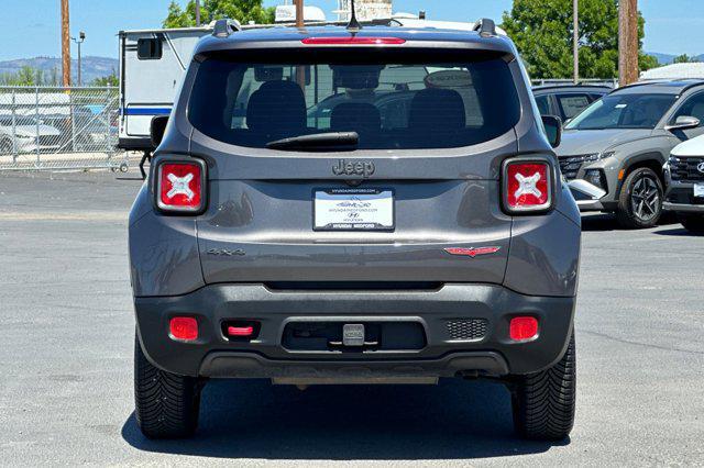 2016 Jeep Renegade Trailhawk