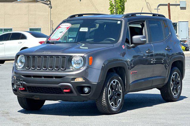 2016 Jeep Renegade Trailhawk