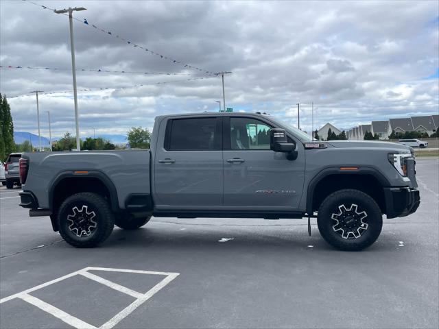 2025 GMC Sierra 2500HD Crew Cab, Standard Bed, AT4X, 4WD
