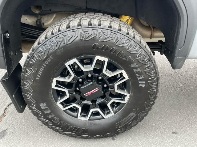 2025 GMC Sierra 2500HD Crew Cab, Standard Bed, AT4X, 4WD