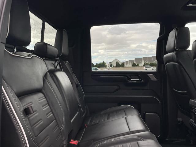 2025 GMC Sierra 2500HD Crew Cab, Standard Bed, AT4X, 4WD
