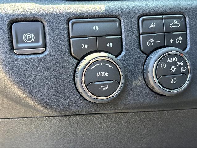 2026 Chevrolet Silverado 2500HD Crew Cab, Standard Bed, LT, 4WD