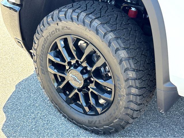 2026 Chevrolet Silverado 2500HD Crew Cab, Standard Bed, LT, 4WD