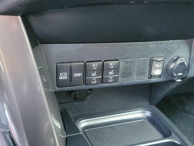 2018 Toyota RAV4 SE